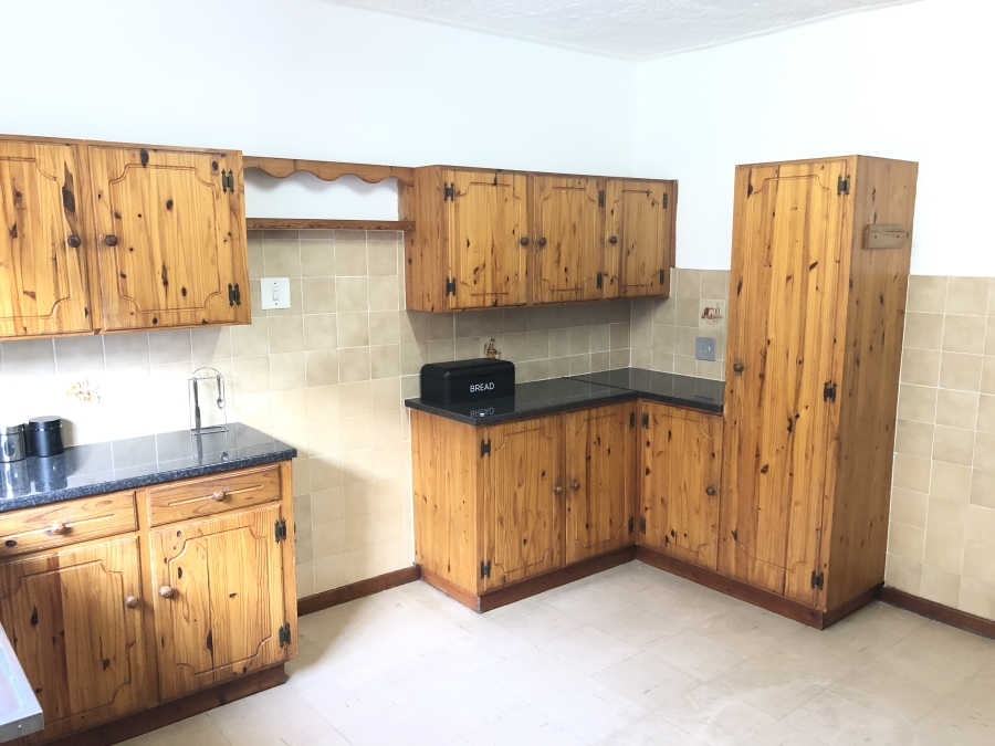 3 Bedroom Property for Sale in Cambridge Eastern Cape